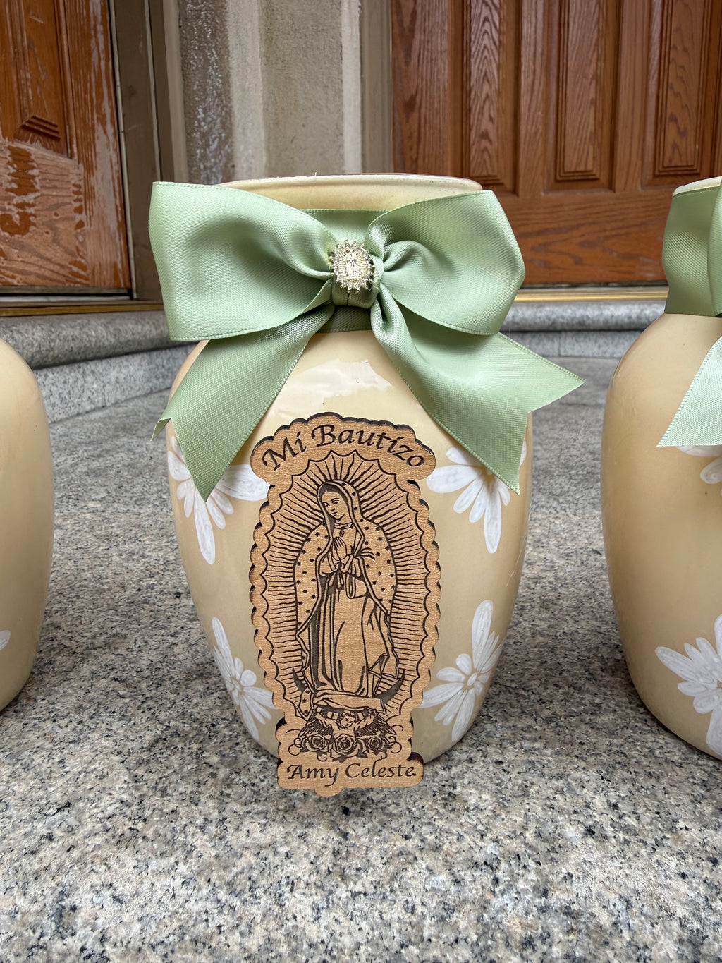 Virgencita Vases